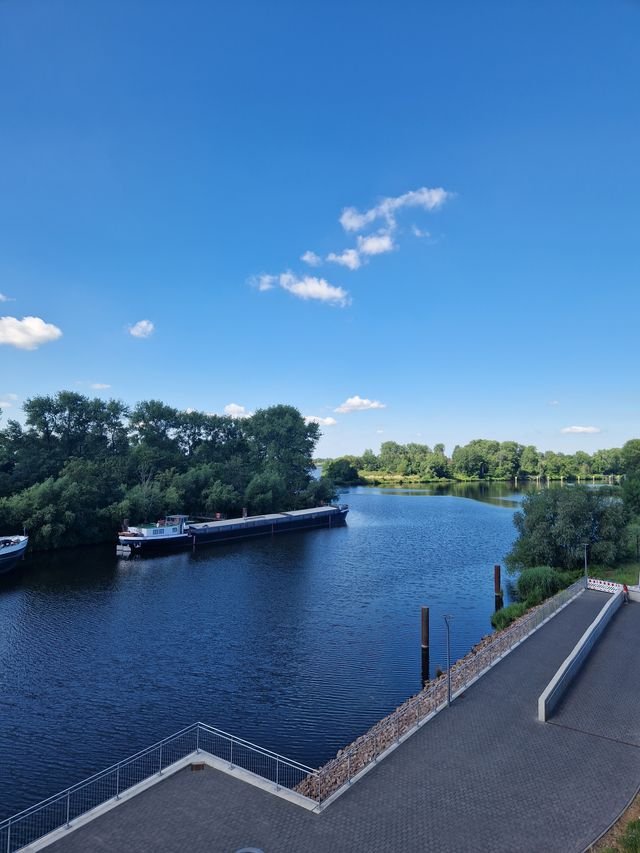 tolle 2 Zimmerwohnung mit Balkon an der Elbe sofort frei, 21502 Geesthacht, Etagenwohnung