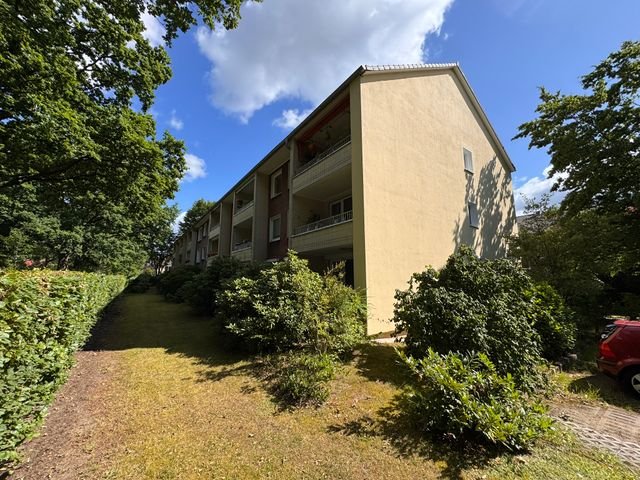 Charmante 2-Zimmerwohnung mit Potenzial, 22395 Hamburg, Wohnung